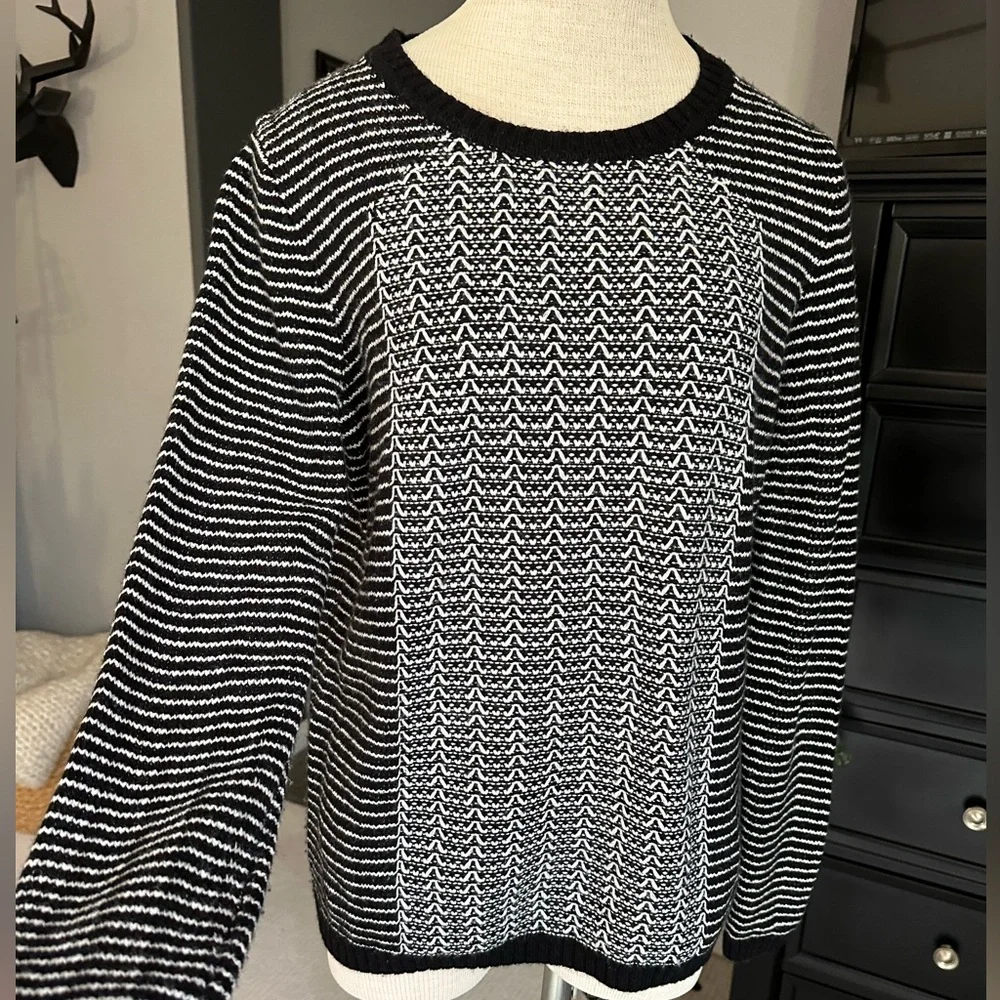 J. Crew black and white sweater, size large - Picture 3 of 10